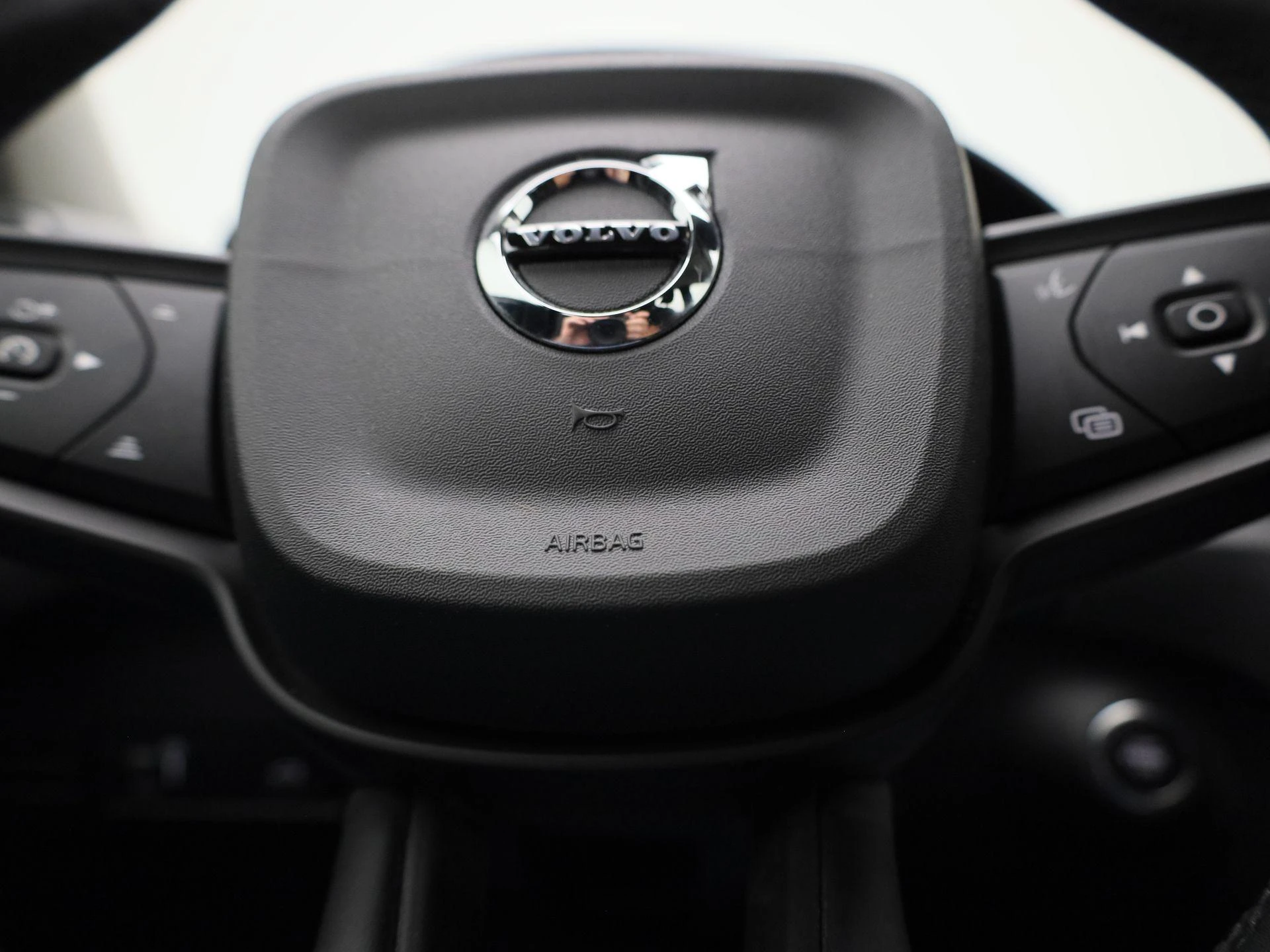 Volvo-XC40-image-23