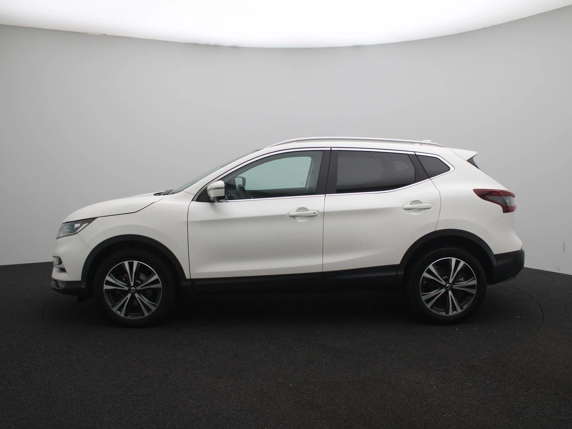Nissan-QASHQAI-image-4