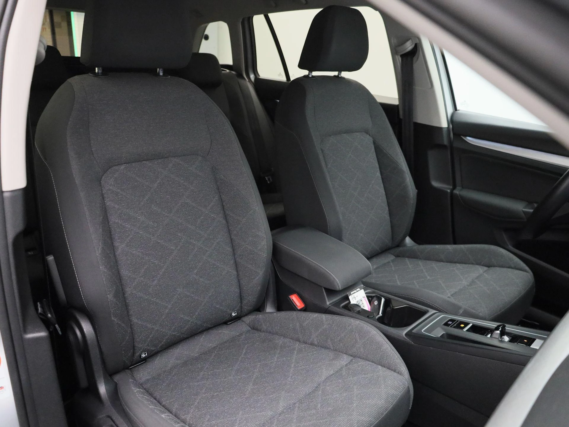 Volkswagen Golf Variant 1.0 eTSI Life Business