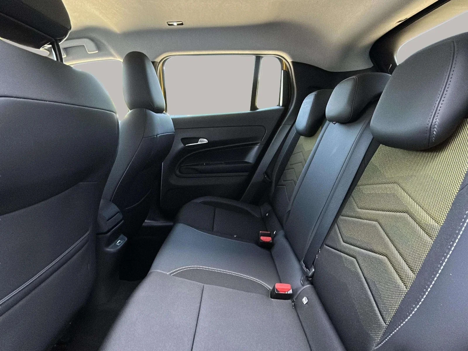 Jeep-Avenger-image-19