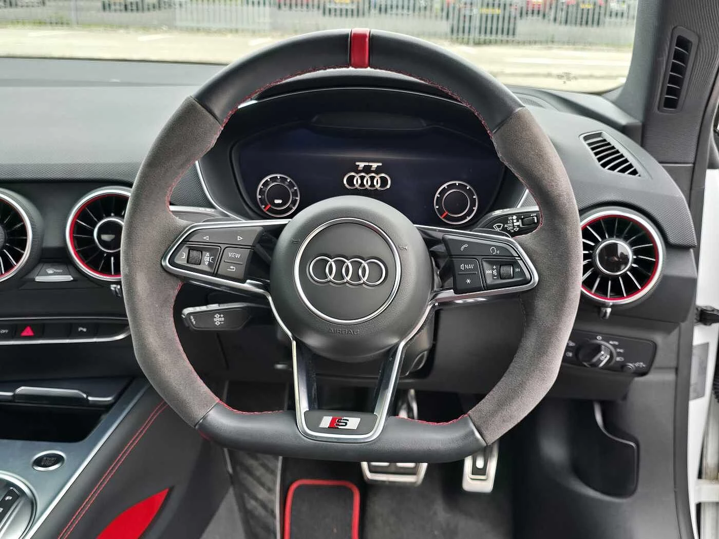 Audi-TT-image-8