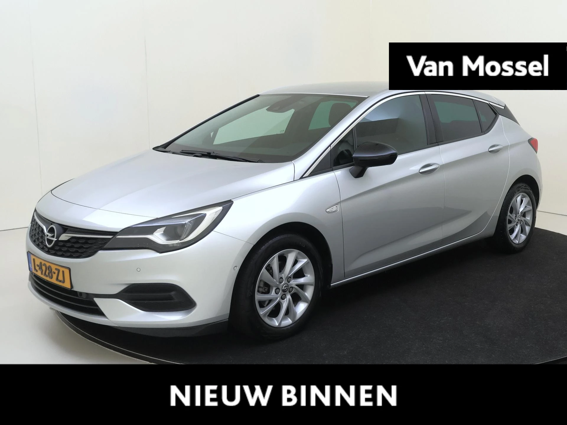 Opel-Astra-image-0