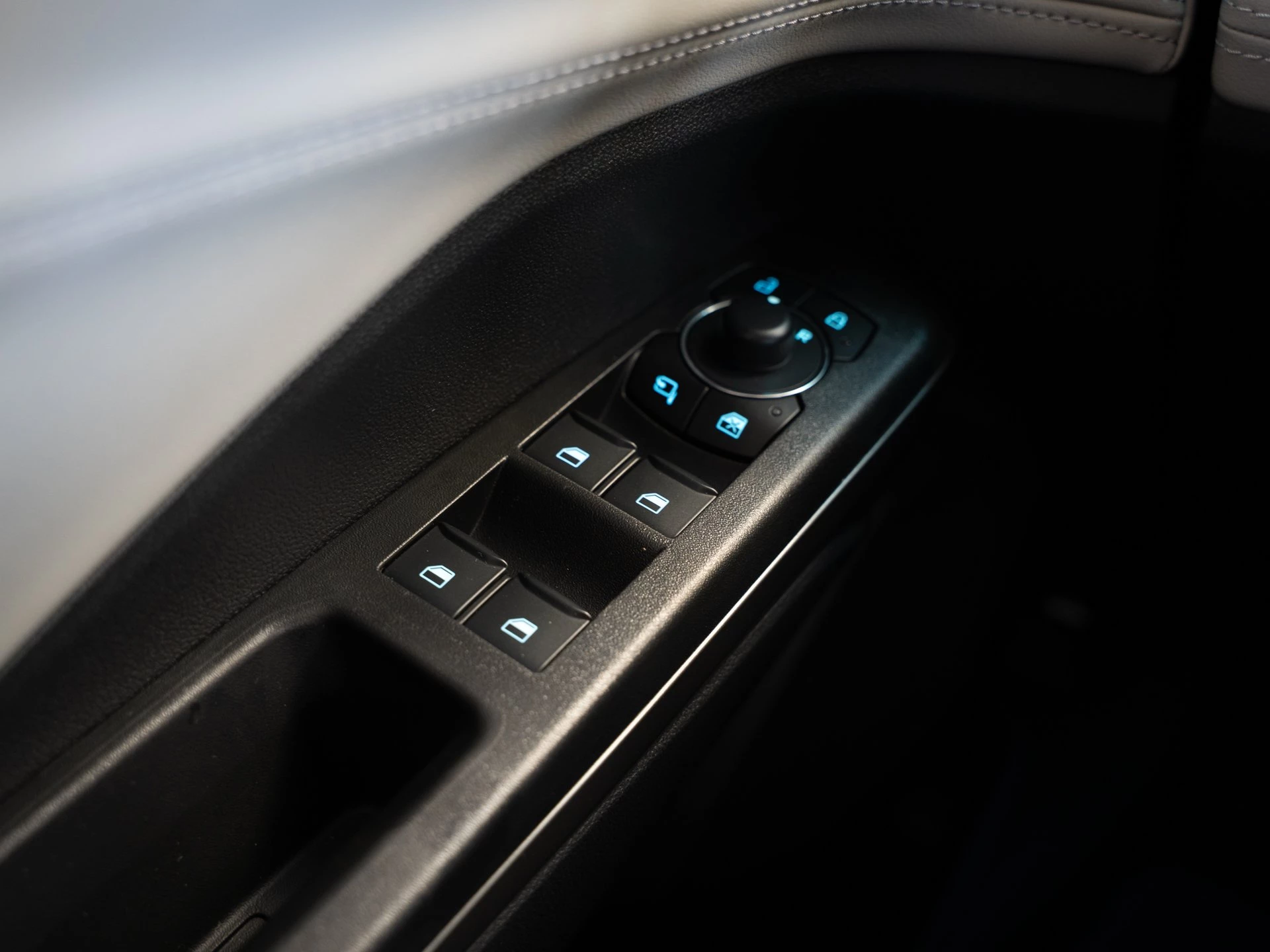 Ford-Puma Gen-E-image-14