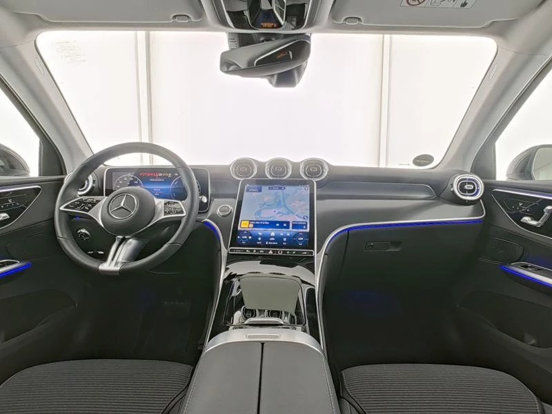 Mercedes-Benz-GLC-image-6