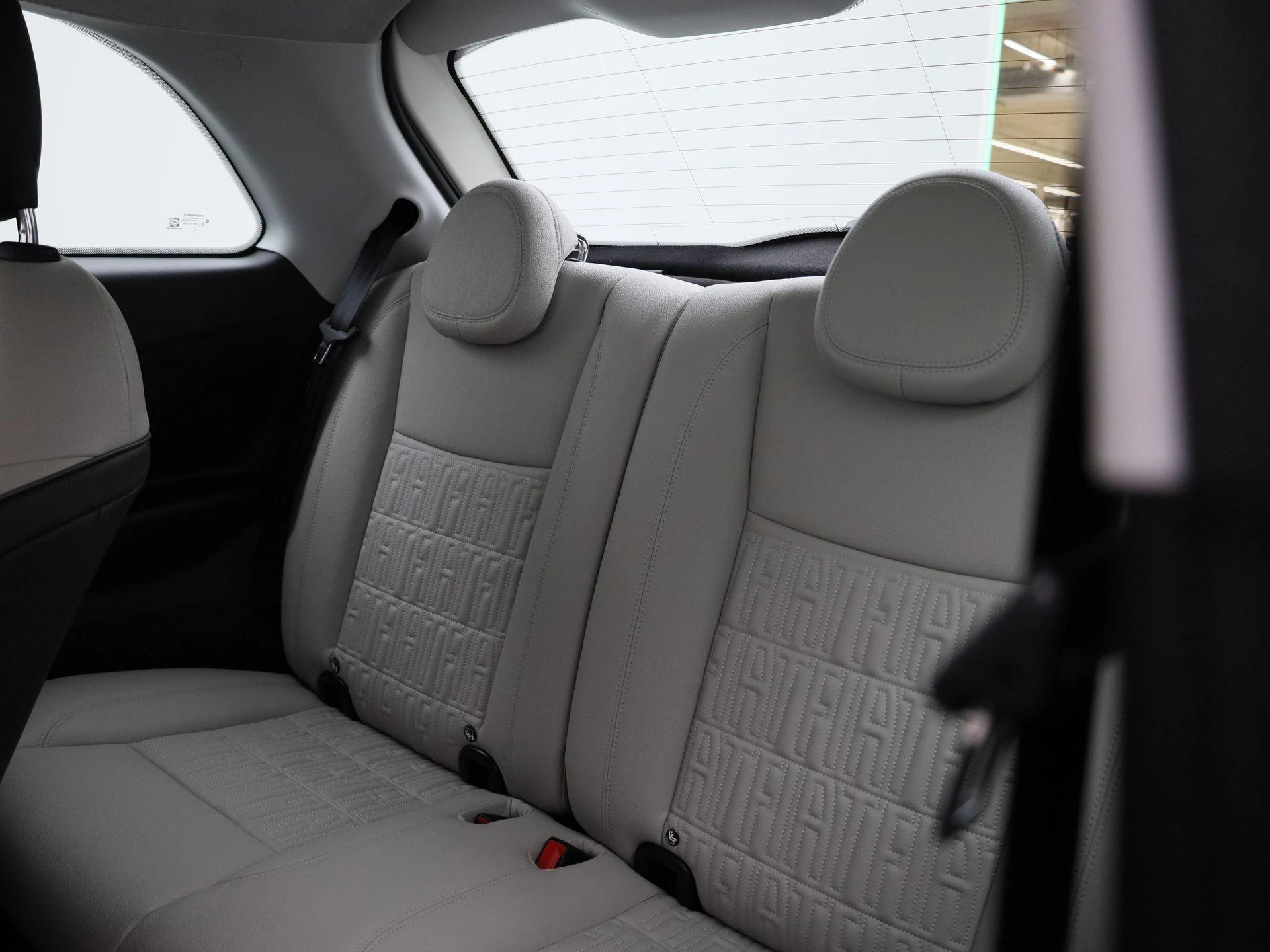 Fiat-500e-image-9
