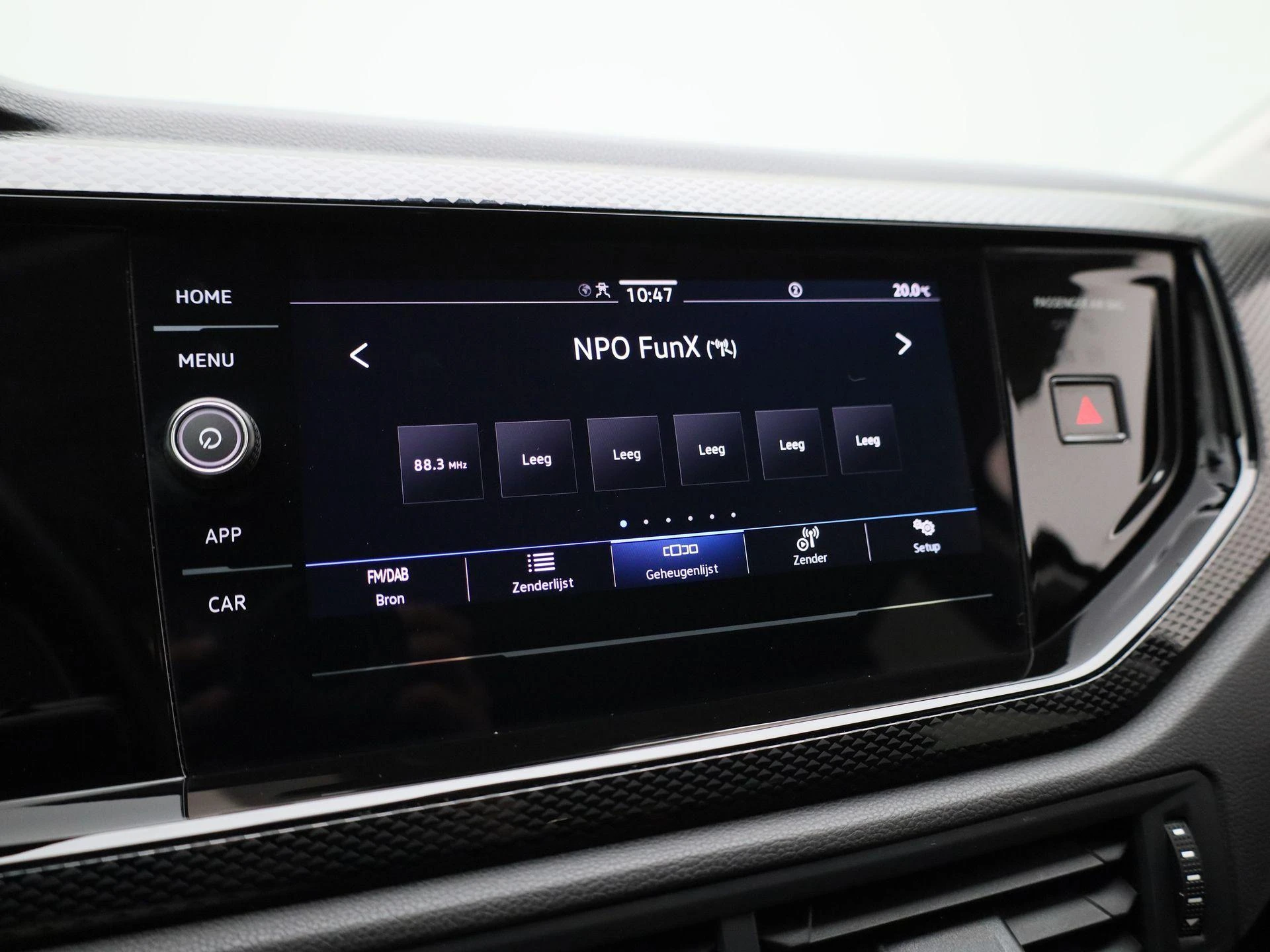 Volkswagen-Polo-image-24