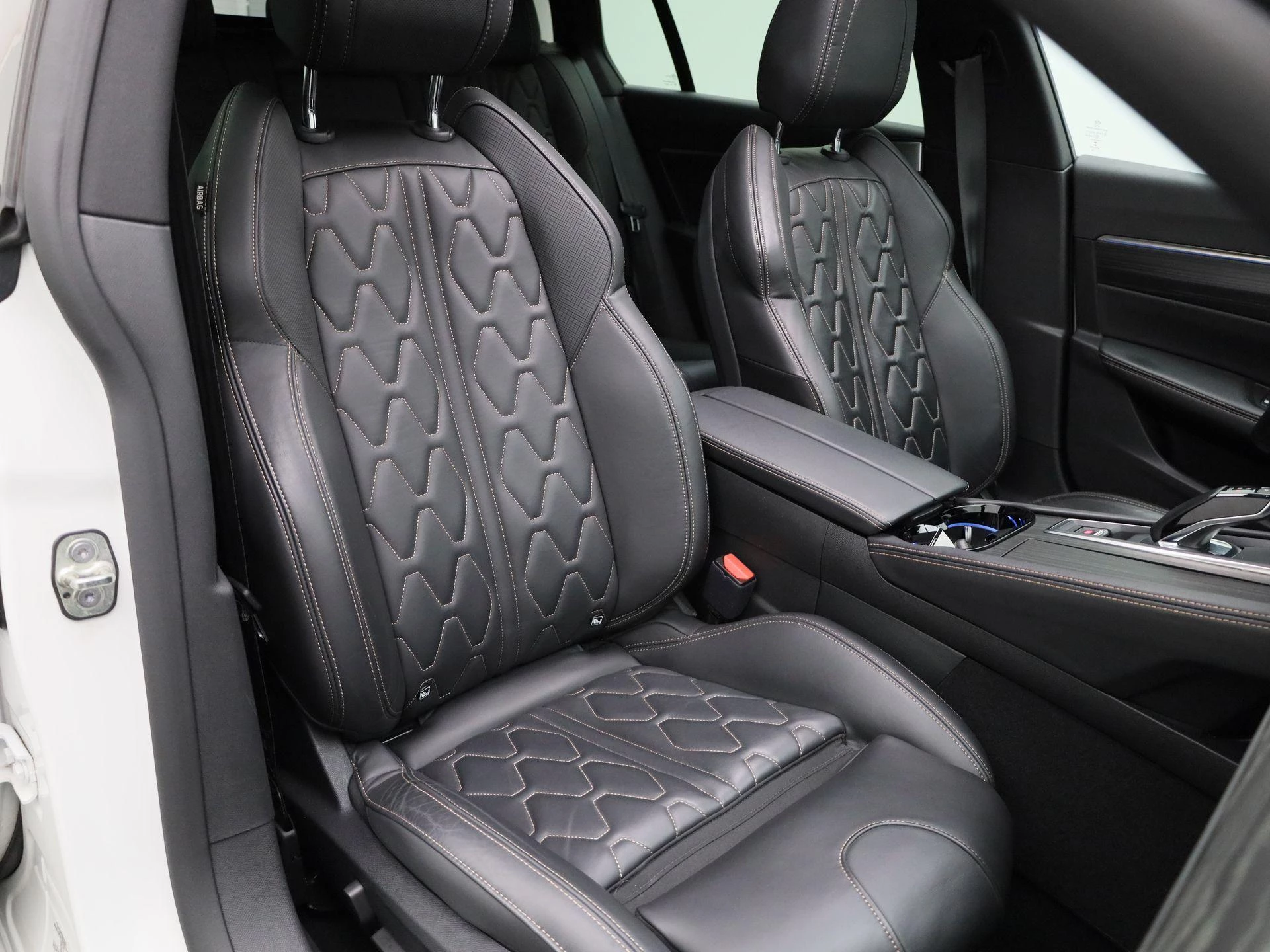Peugeot-508-image-49