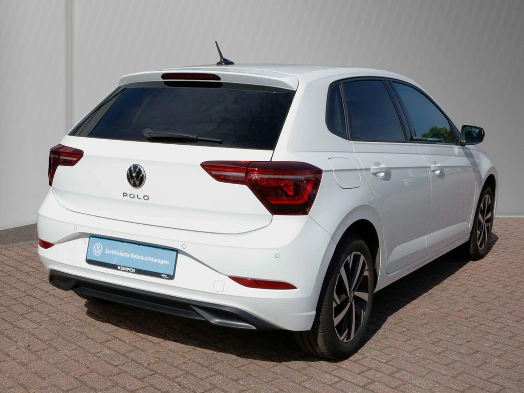 Volkswagen Polo VI 1.0 TSI Move 15" AppCon. LED RFK+PDC SHZ