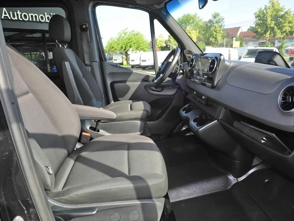 Mercedes-Benz-Sprinter 317-image-9