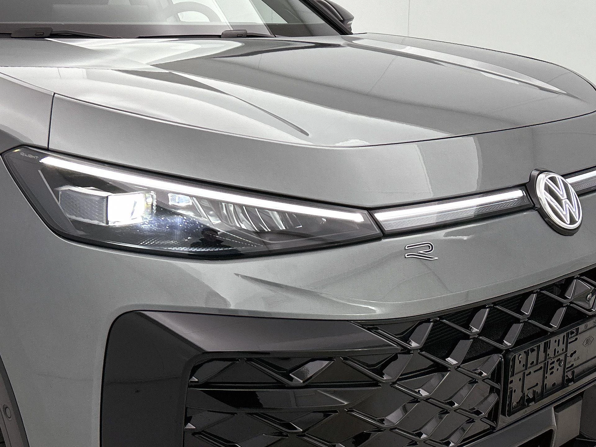 Volkswagen-T-Roc-image-31