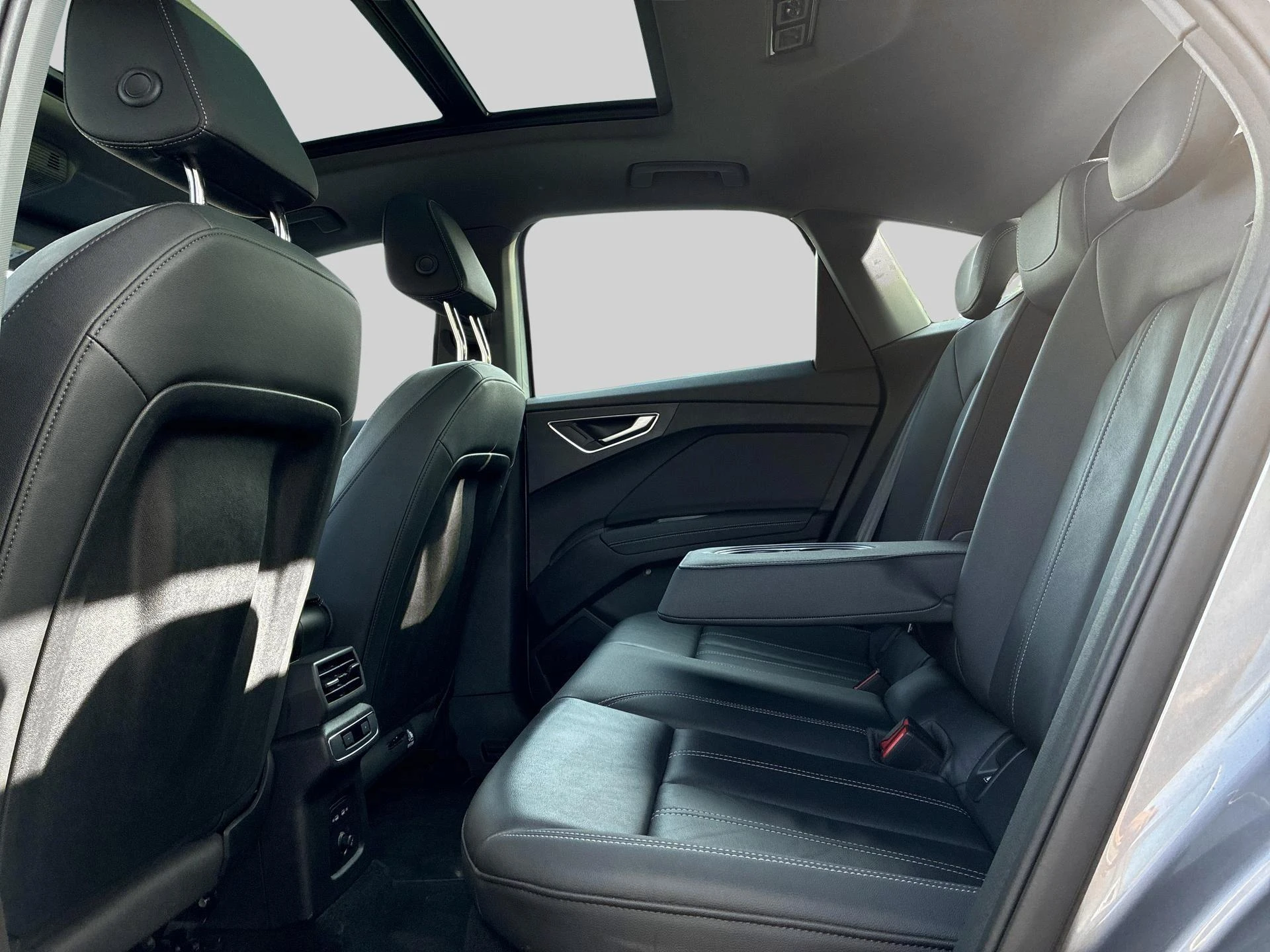 Audi-Q4 Sportback e-tron-image-13