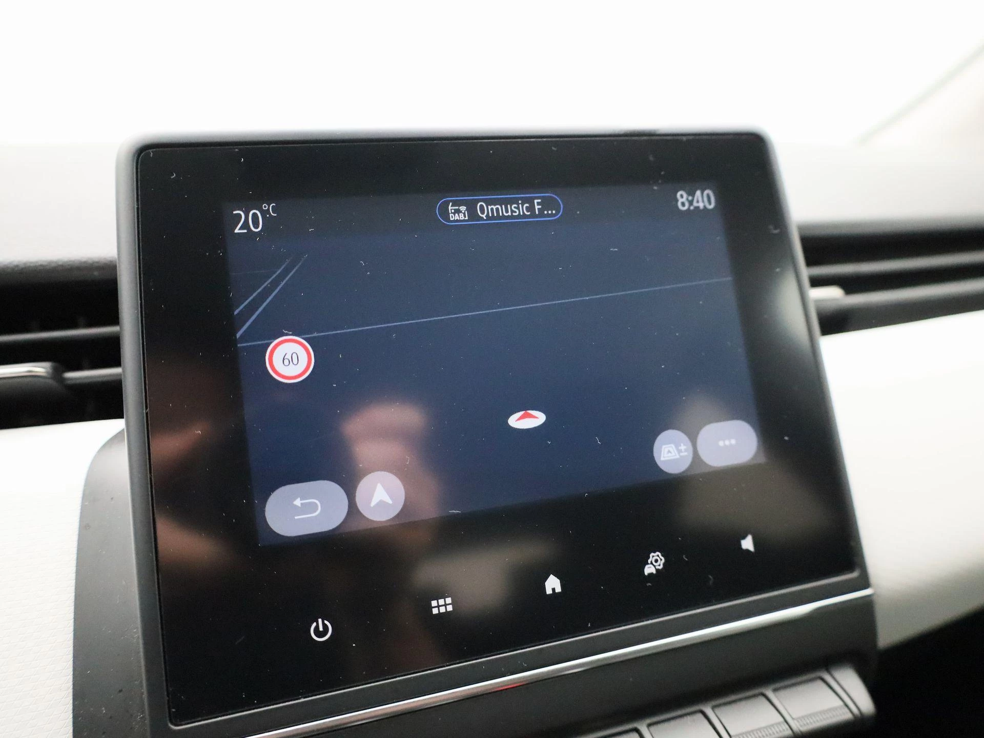 Renault-Clio-image-15