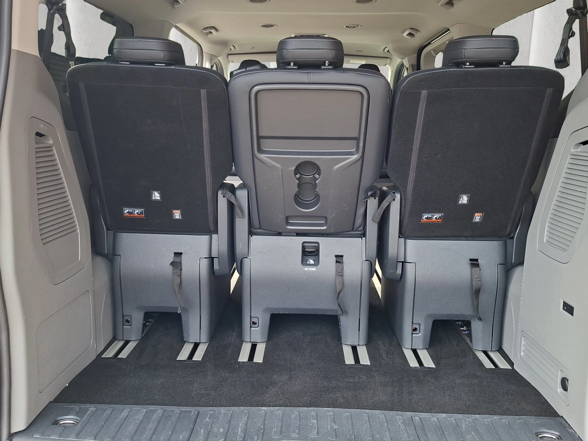 Ford-Tourneo Custom-image-16