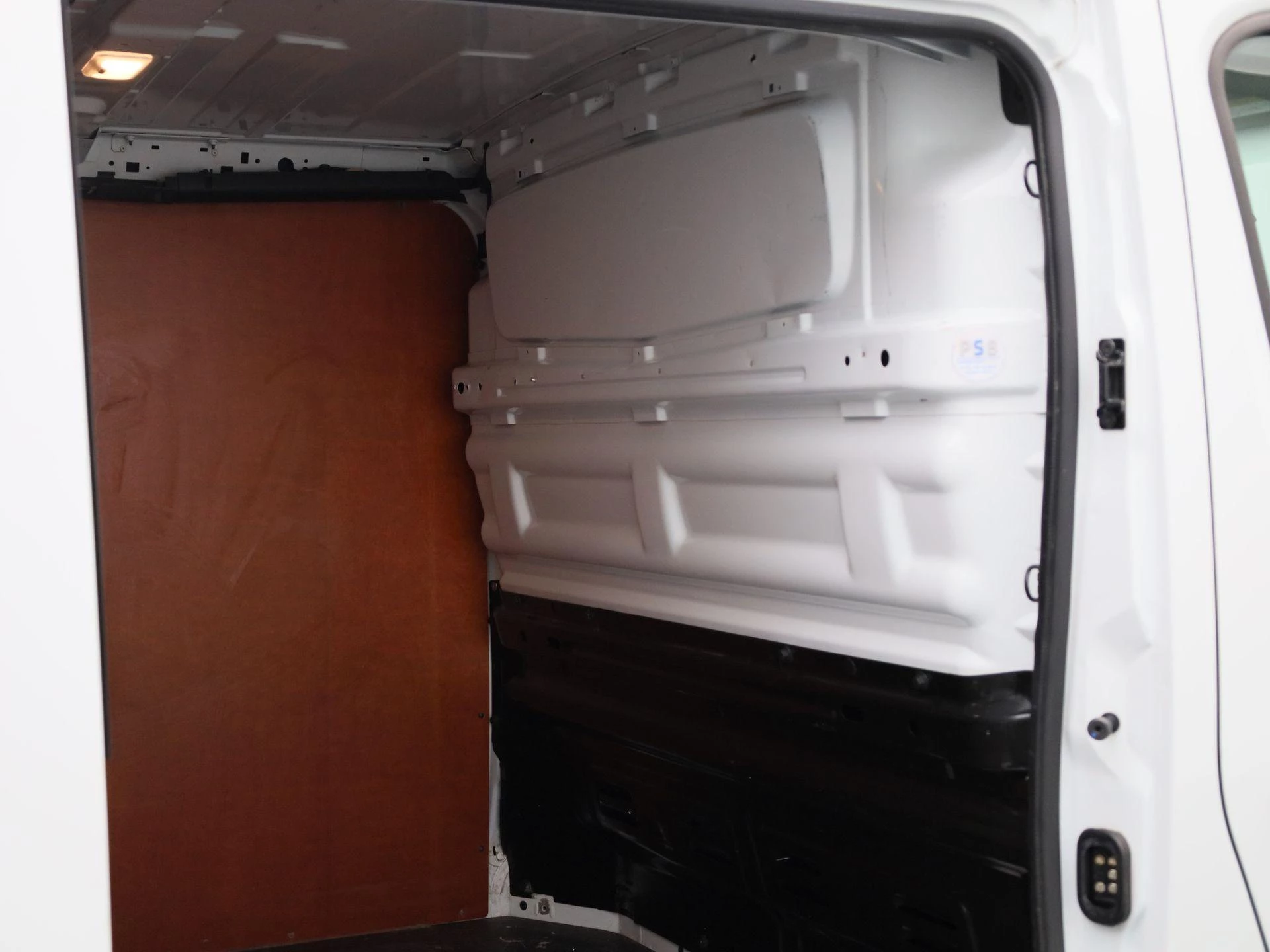 Renault Trafic 2.0 dCi 120 T29 L2H1 Work Edition