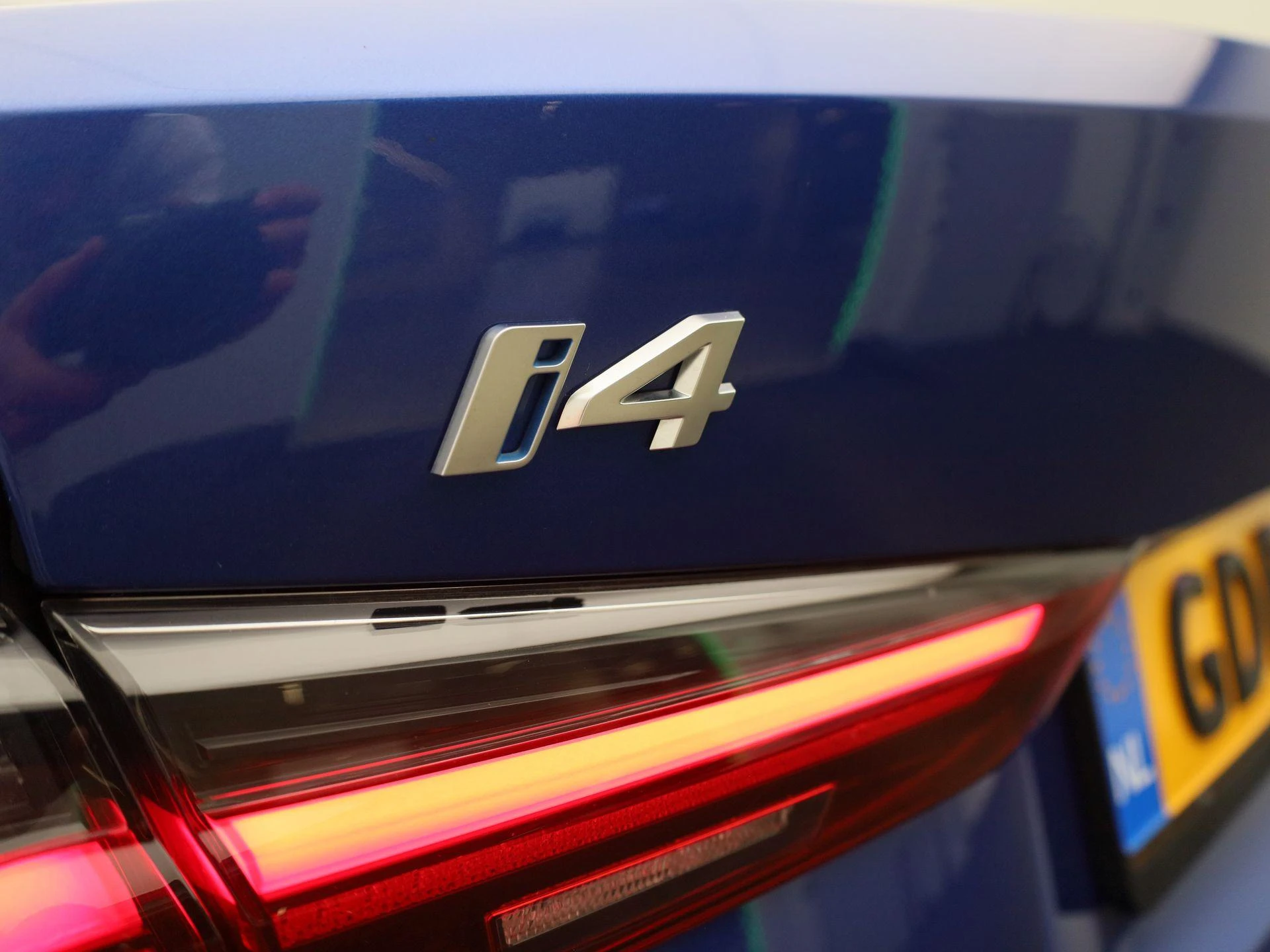 BMW-i4-image-34