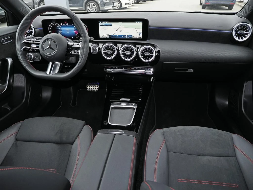Mercedes-Benz-A-Klasse 200-image-14