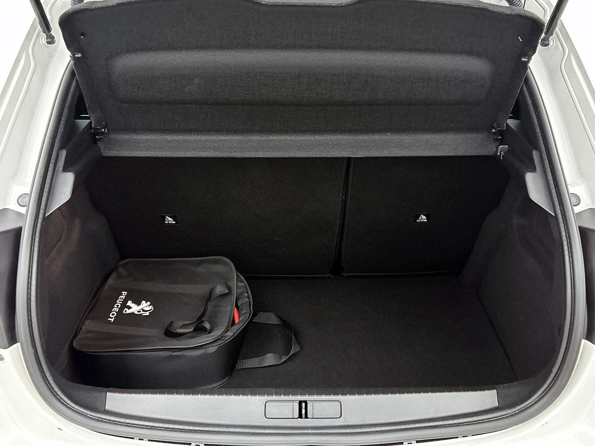 Peugeot e-208 EV Allure 50 kWh