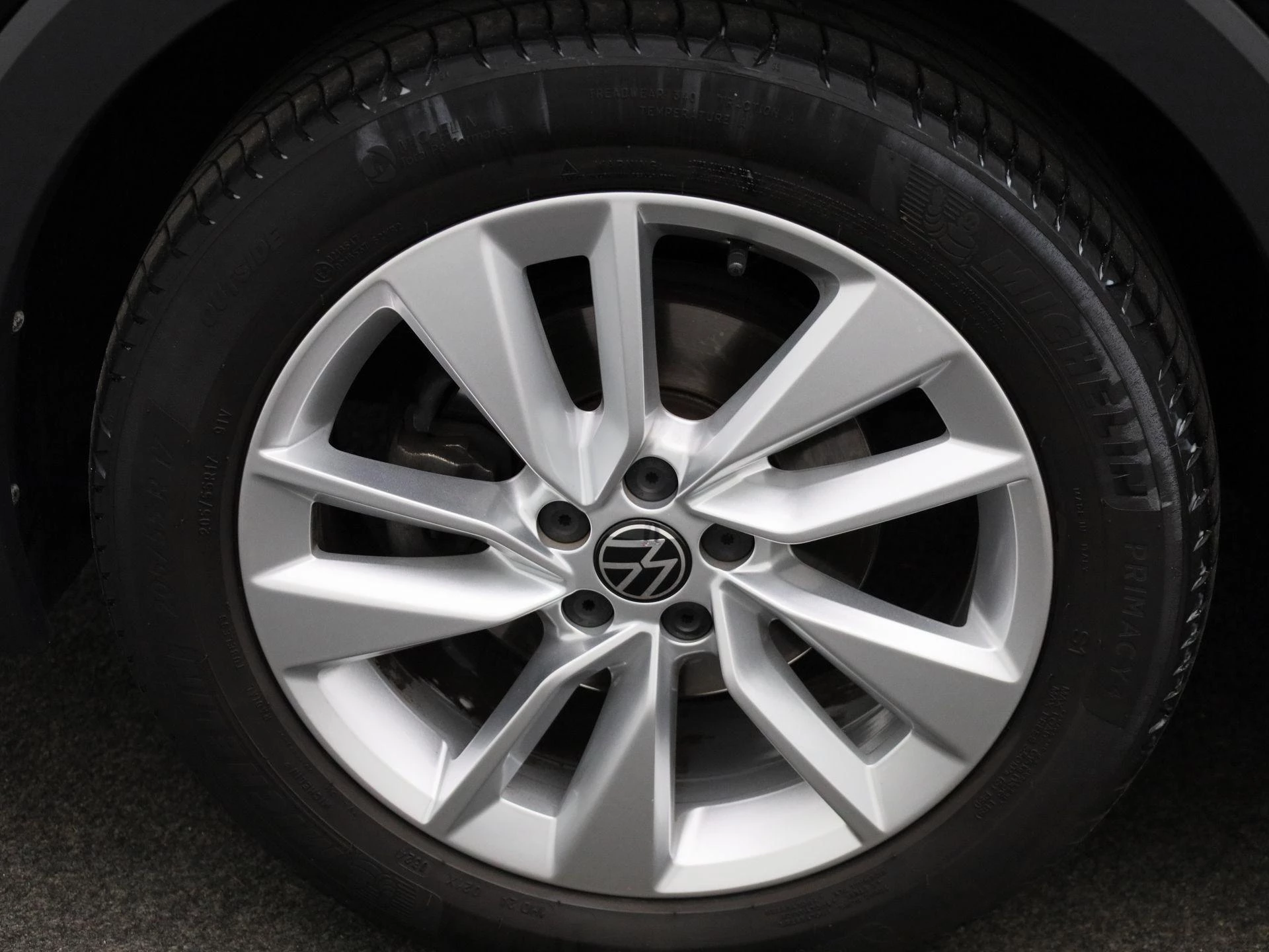 Volkswagen-T-Cross-image-14