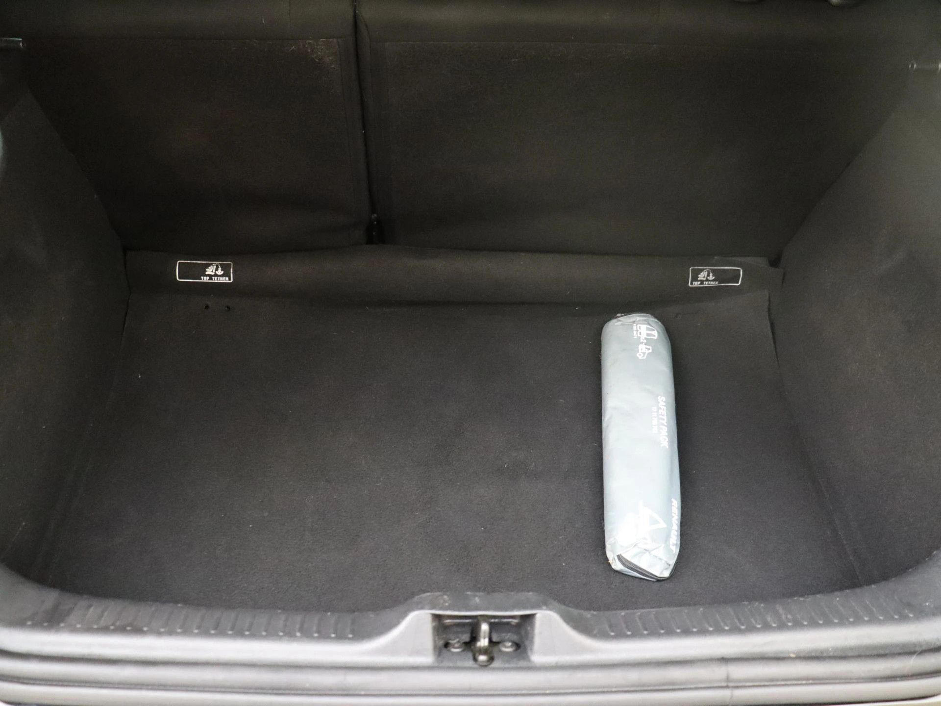 Renault-Clio-image-24