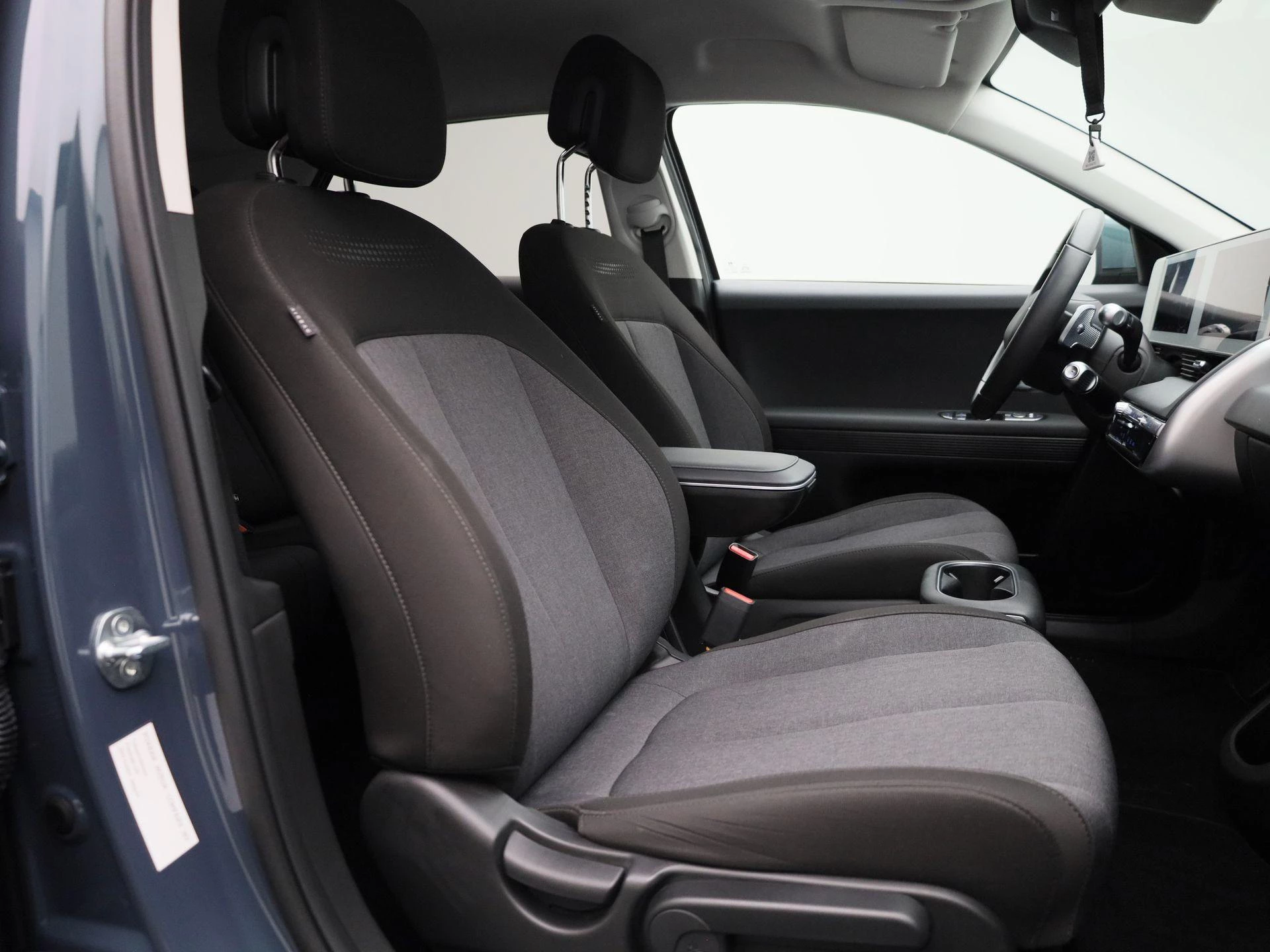 Hyundai-IONIQ 5-image-34