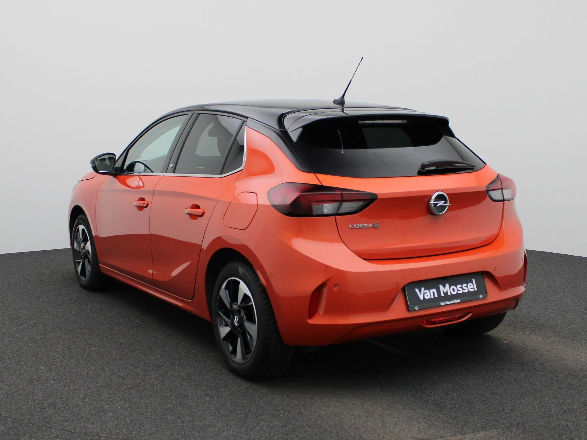 Opel-Corsa-e-image-1