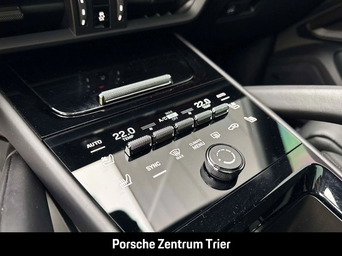 Porsche-Cayenne-image-17