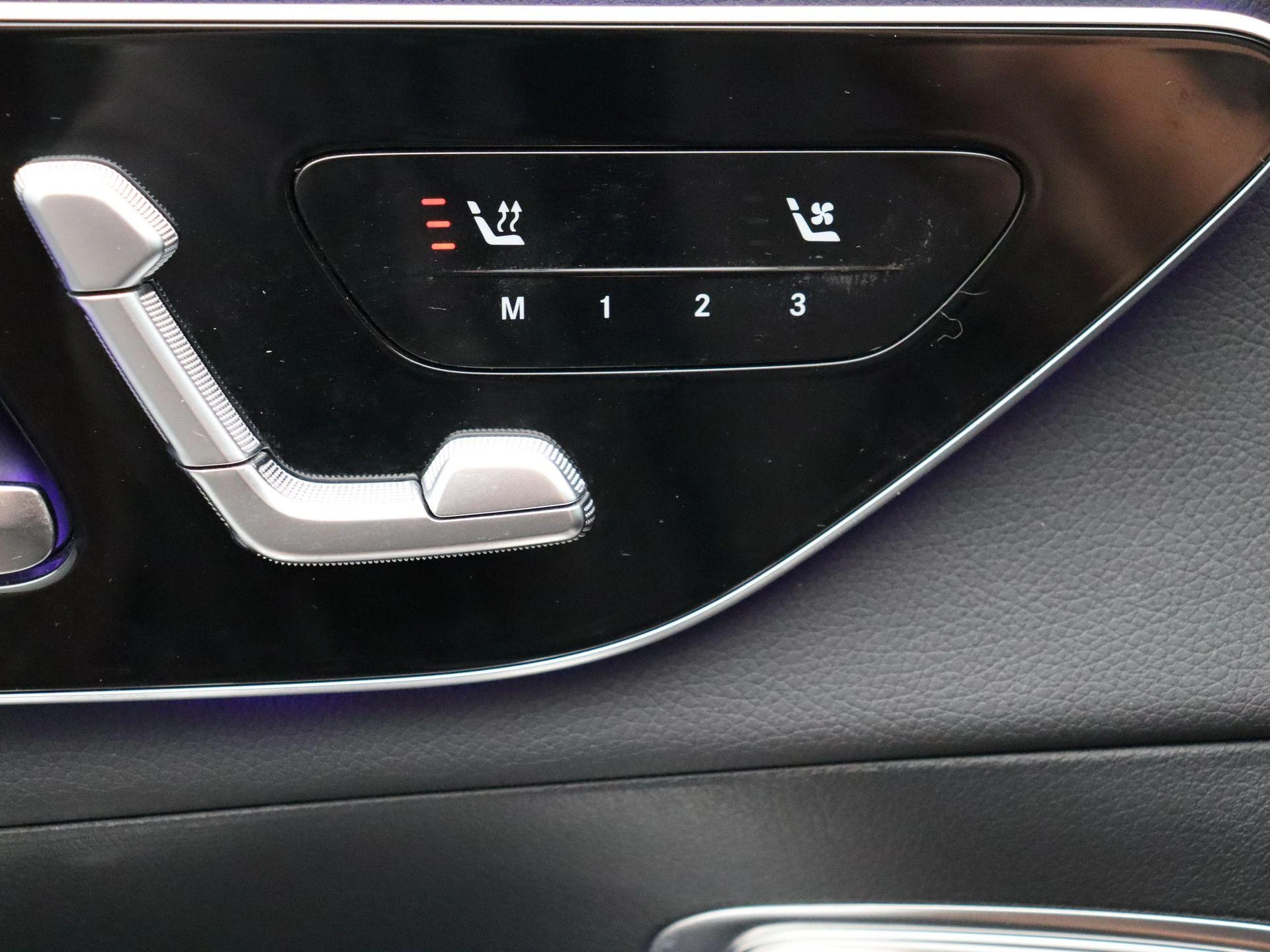 Mercedes-Benz-GLC-image-8