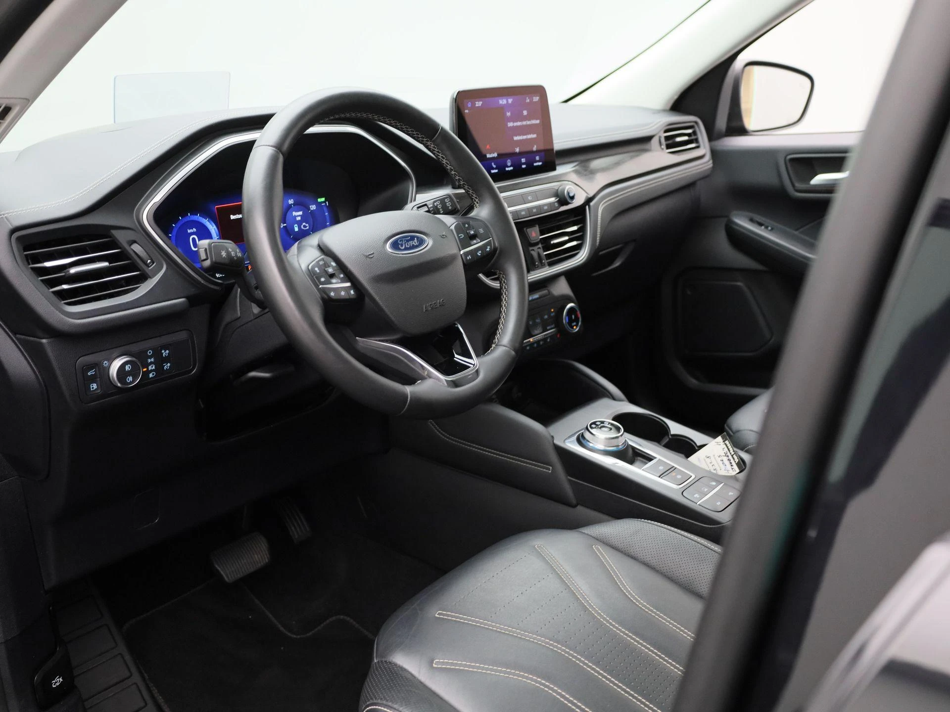Ford-Kuga-image-16