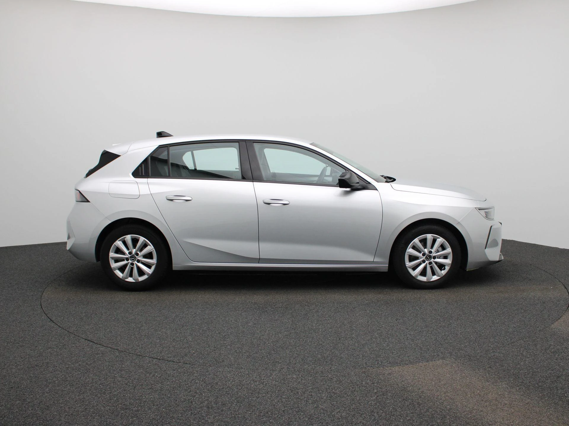 Opel-Astra-image-5