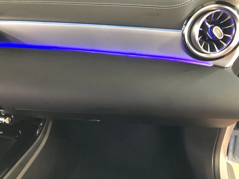 Mercedes-Benz-CLA-image-22