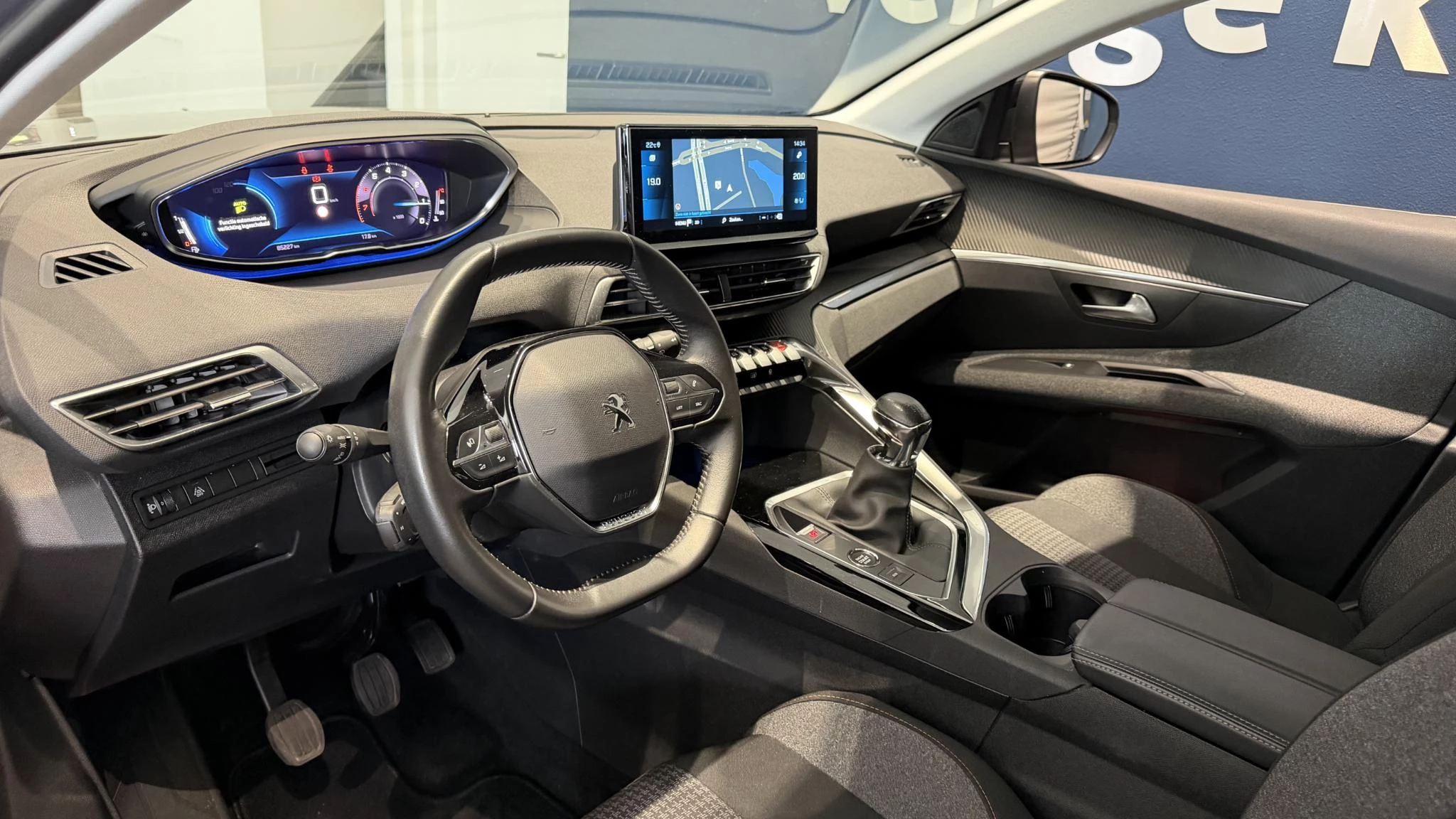 Peugeot-3008-image-19