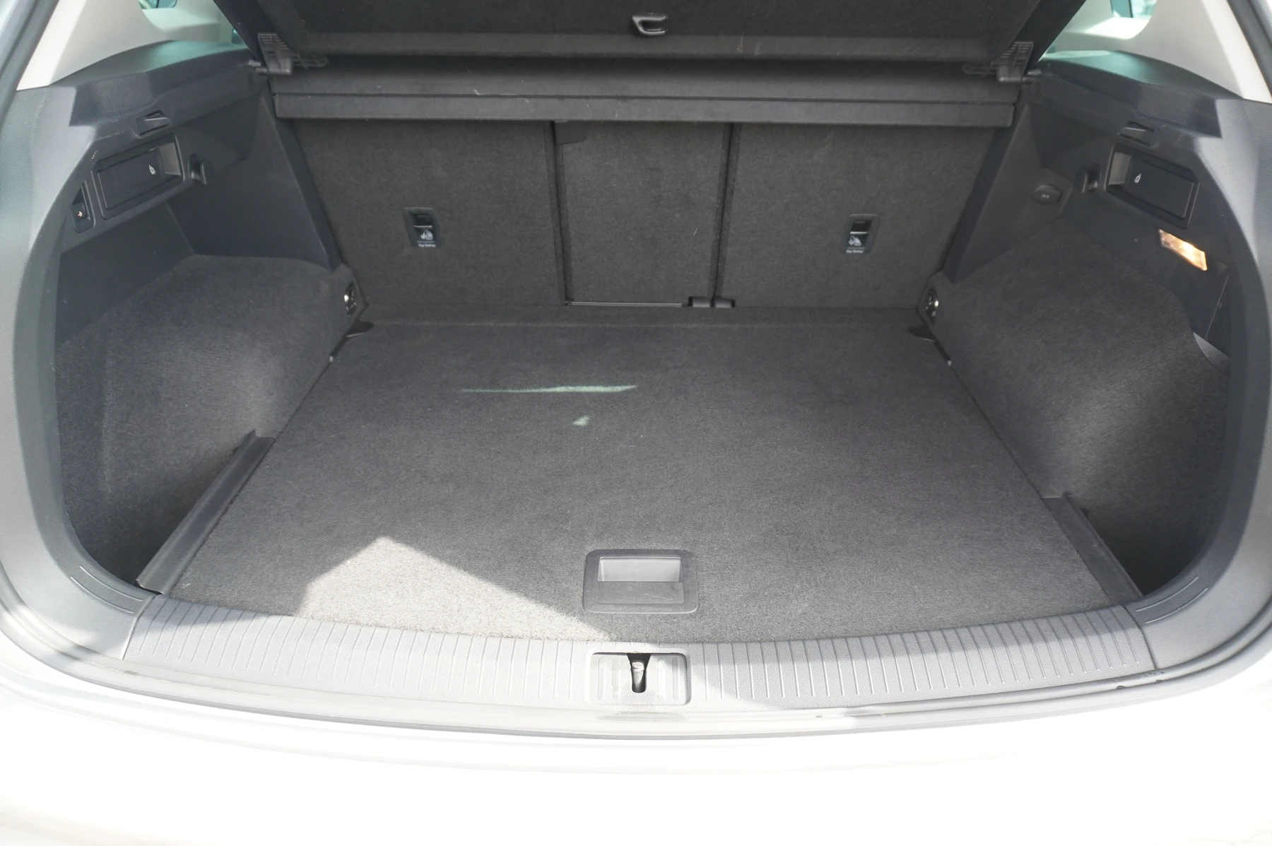 Volkswagen-Tiguan-image-15