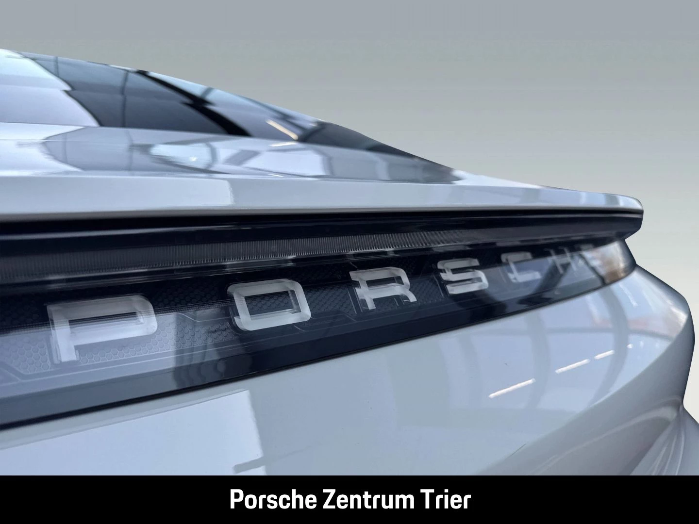 Porsche Taycan 4S HA-Lenkung Nachtsicht InnoDrive BOSE -