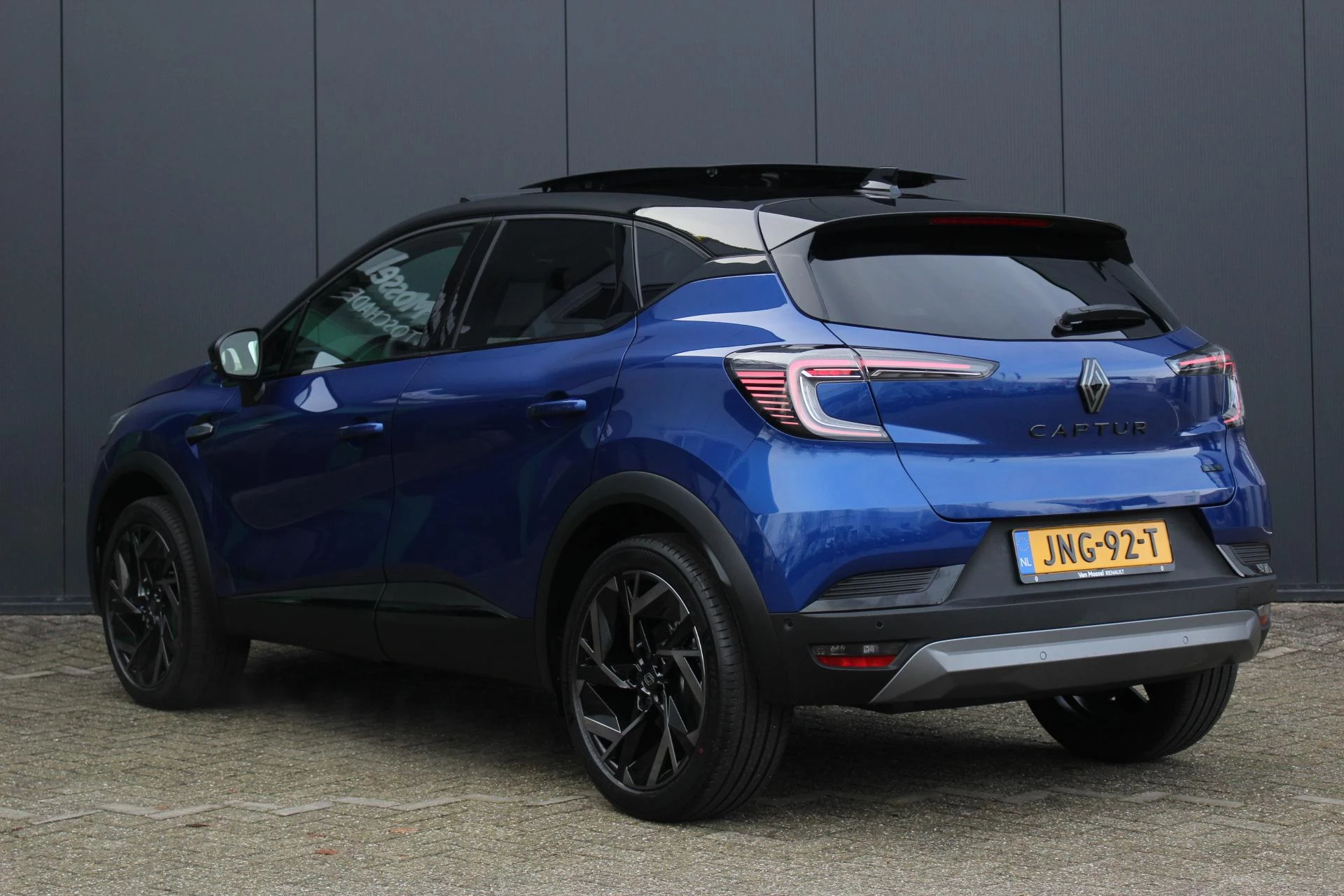 Renault-Captur-image-6