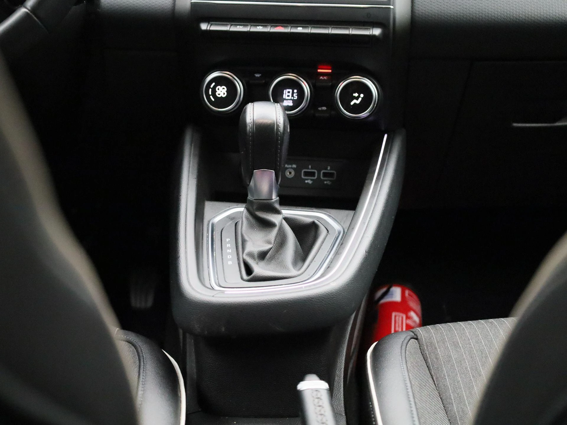 Renault-Clio-image-9
