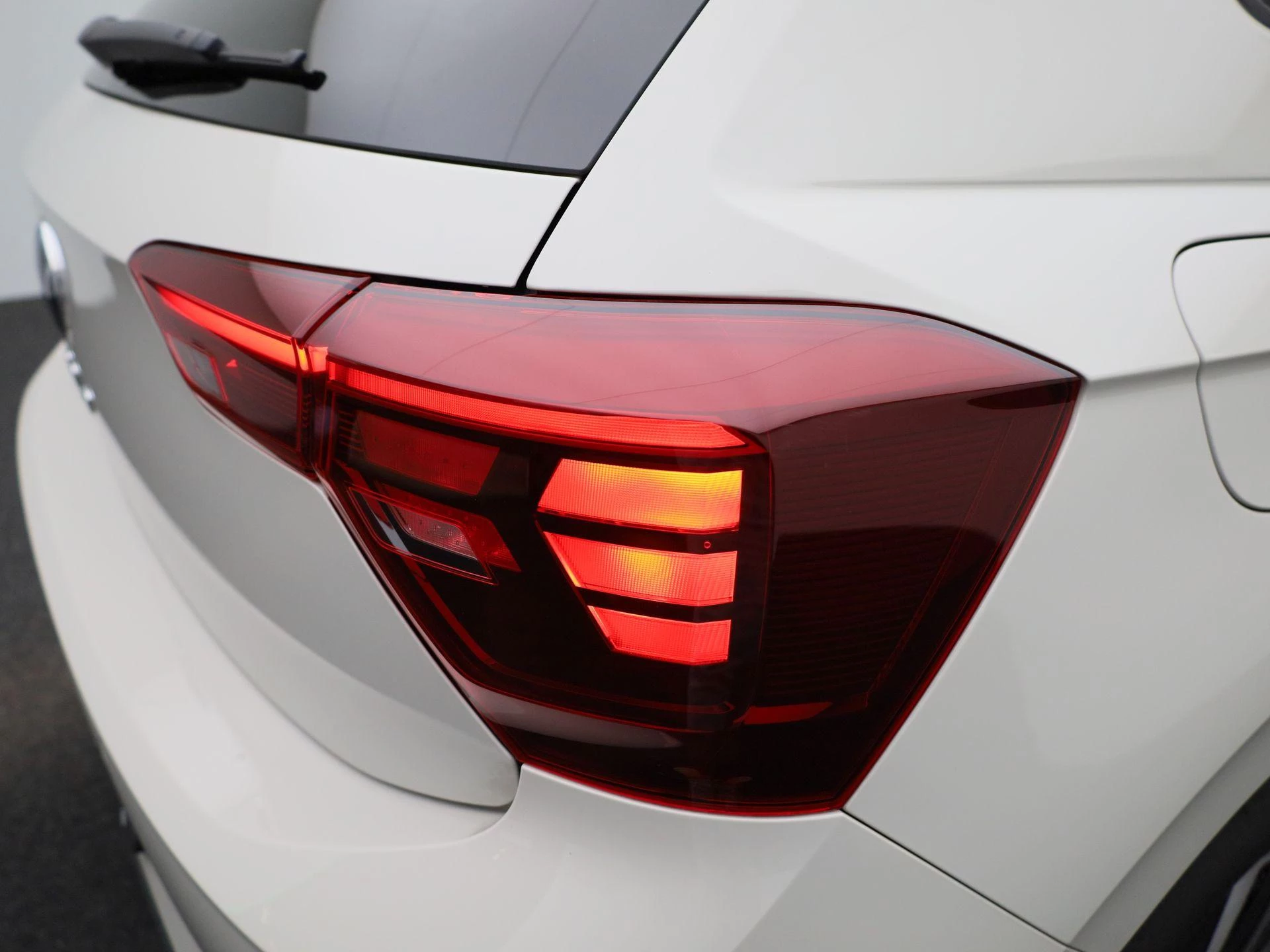 Volkswagen-Polo-image-34