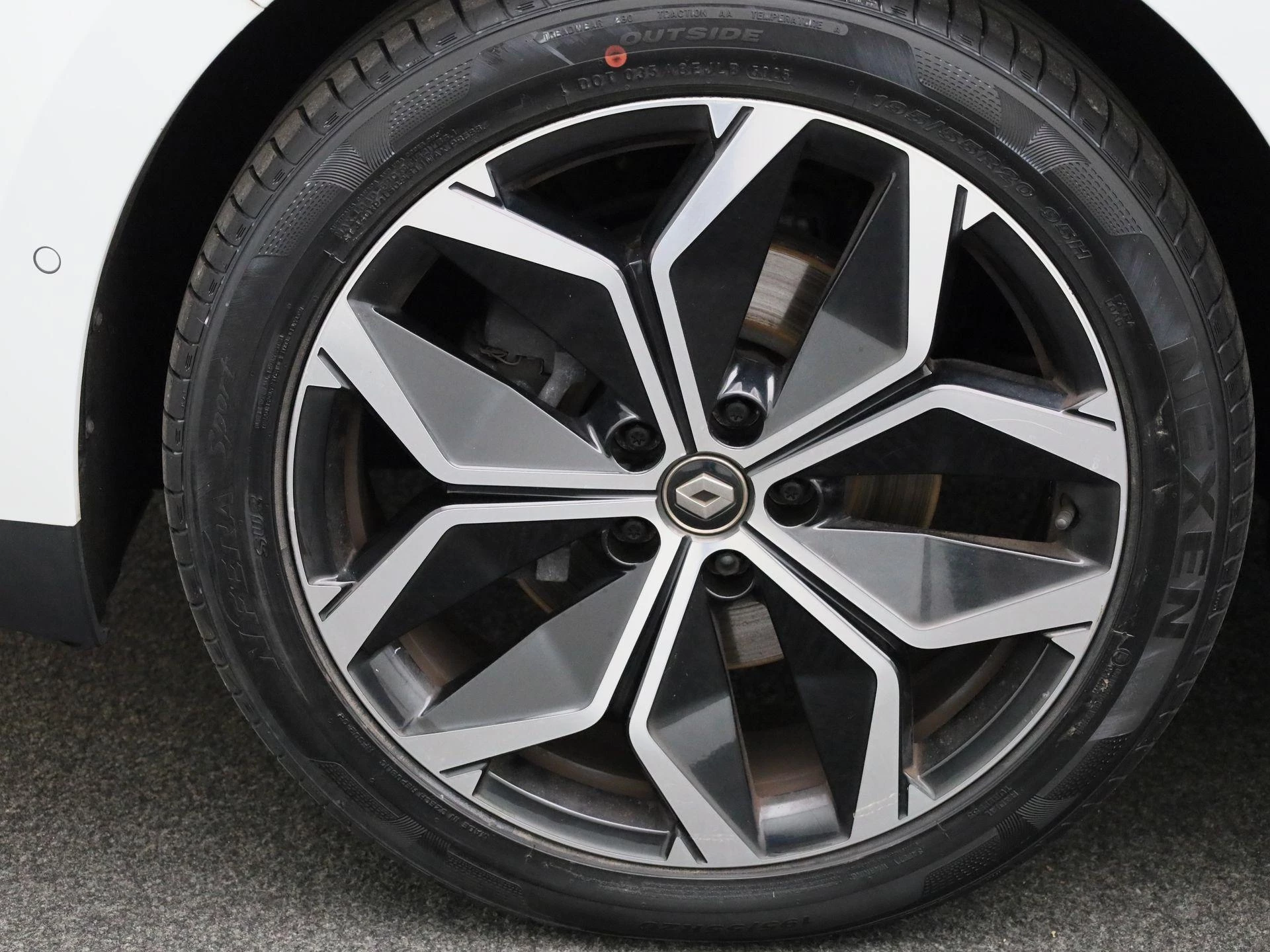 Renault-Grand Scénic-image-14