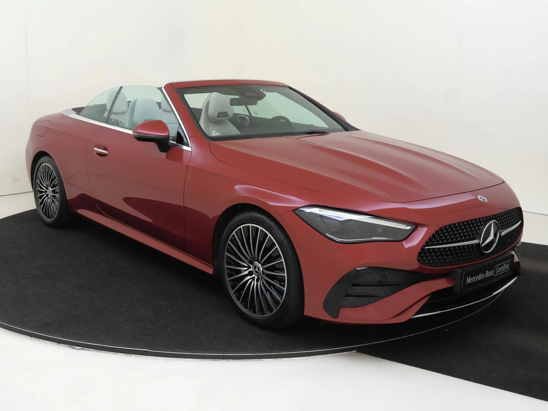 Mercedes-Benz-CLE-image-1