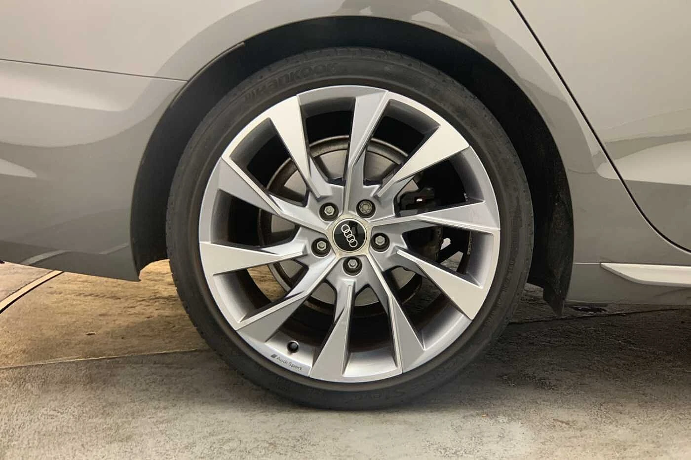 Audi-A4-image-4