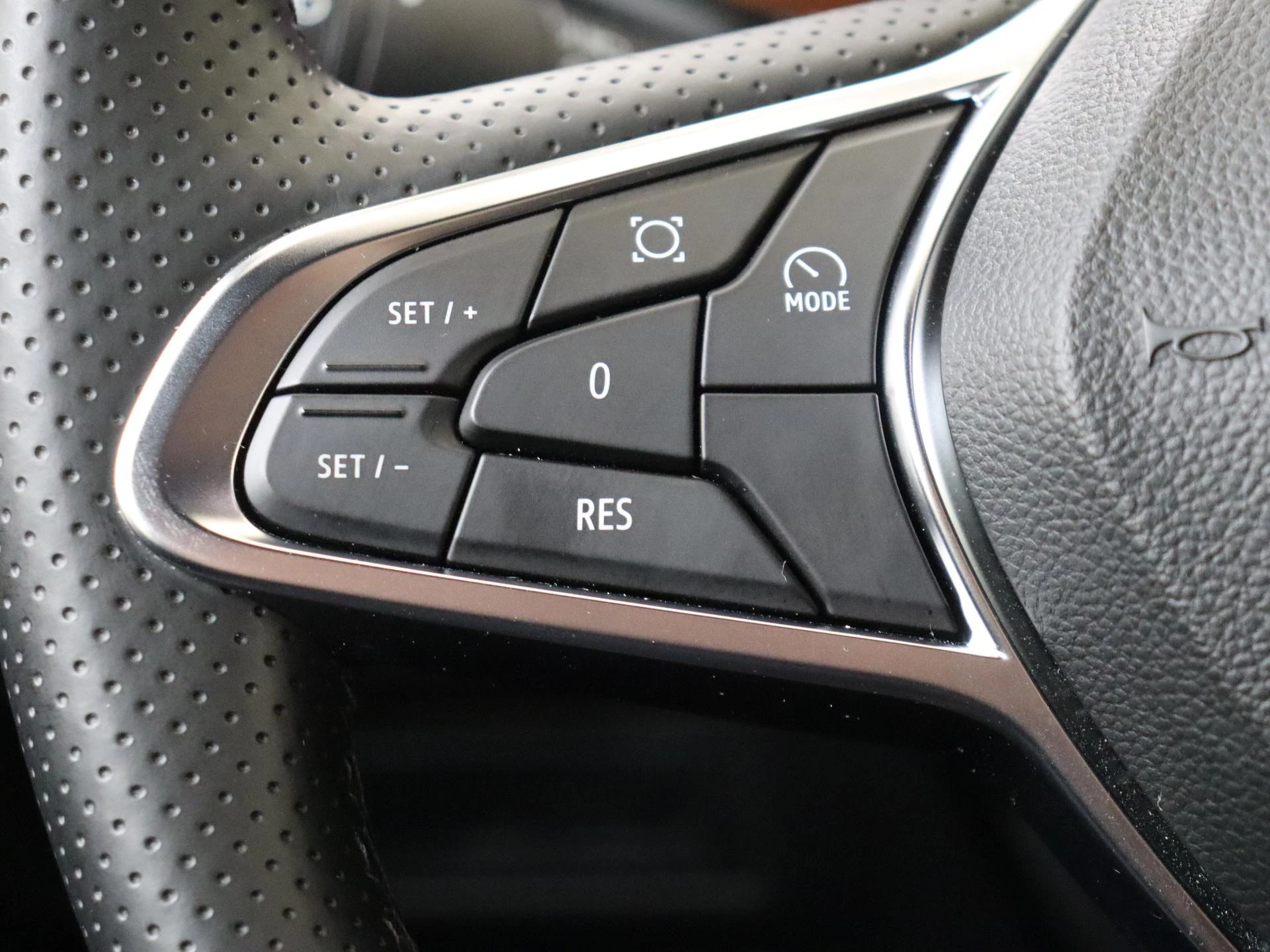 Renault-Captur-image-16