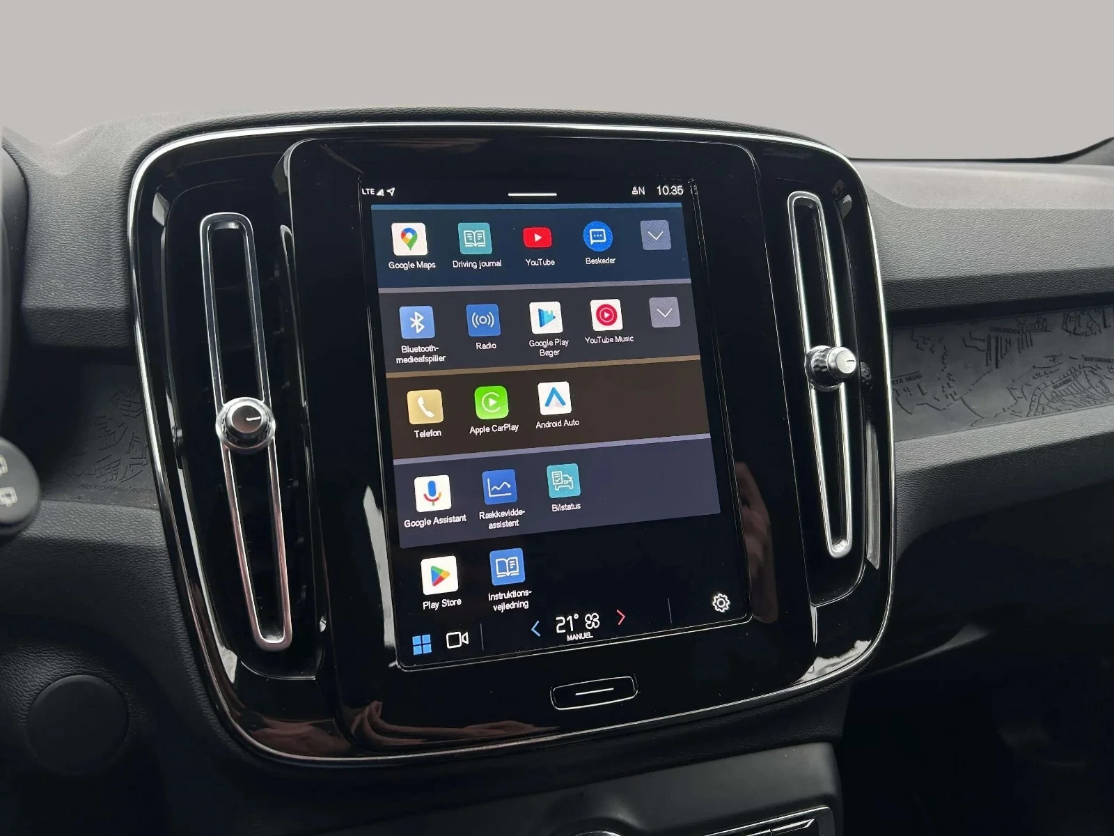 Volvo-XC40-image-19