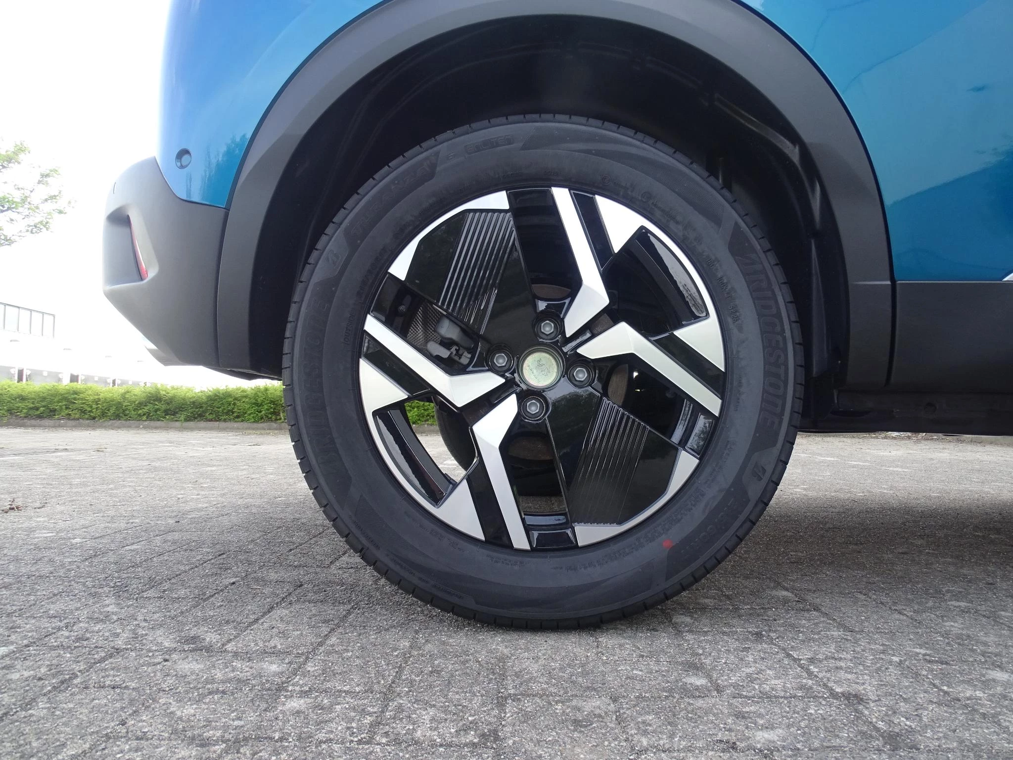 Peugeot-2008-image-10