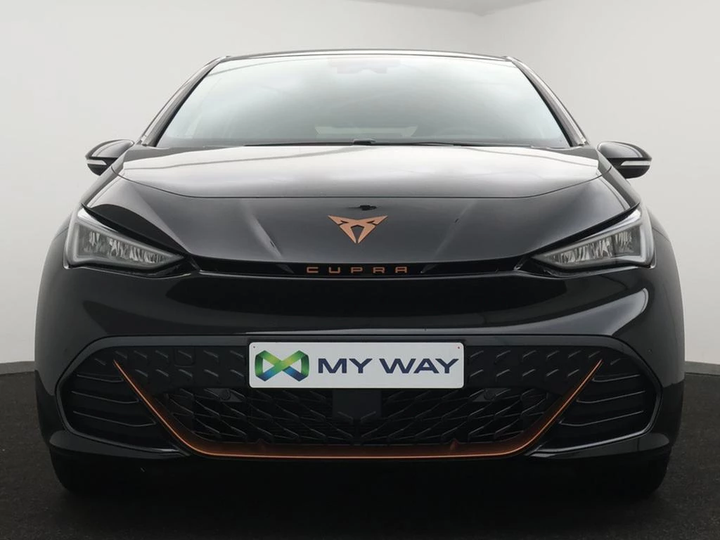 CUPRA Born Born eBoost Business 231pk v 59 kWh * DEMO *