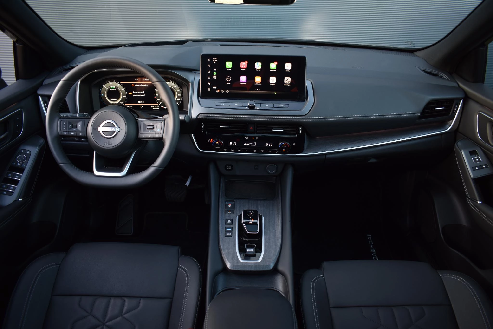 Nissan-QASHQAI-image-13