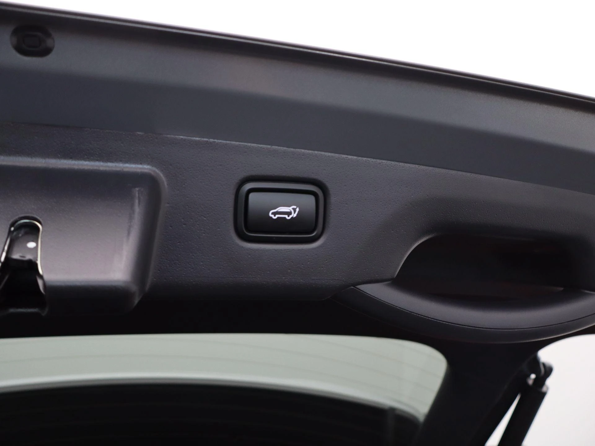 Kia-Niro-image-30