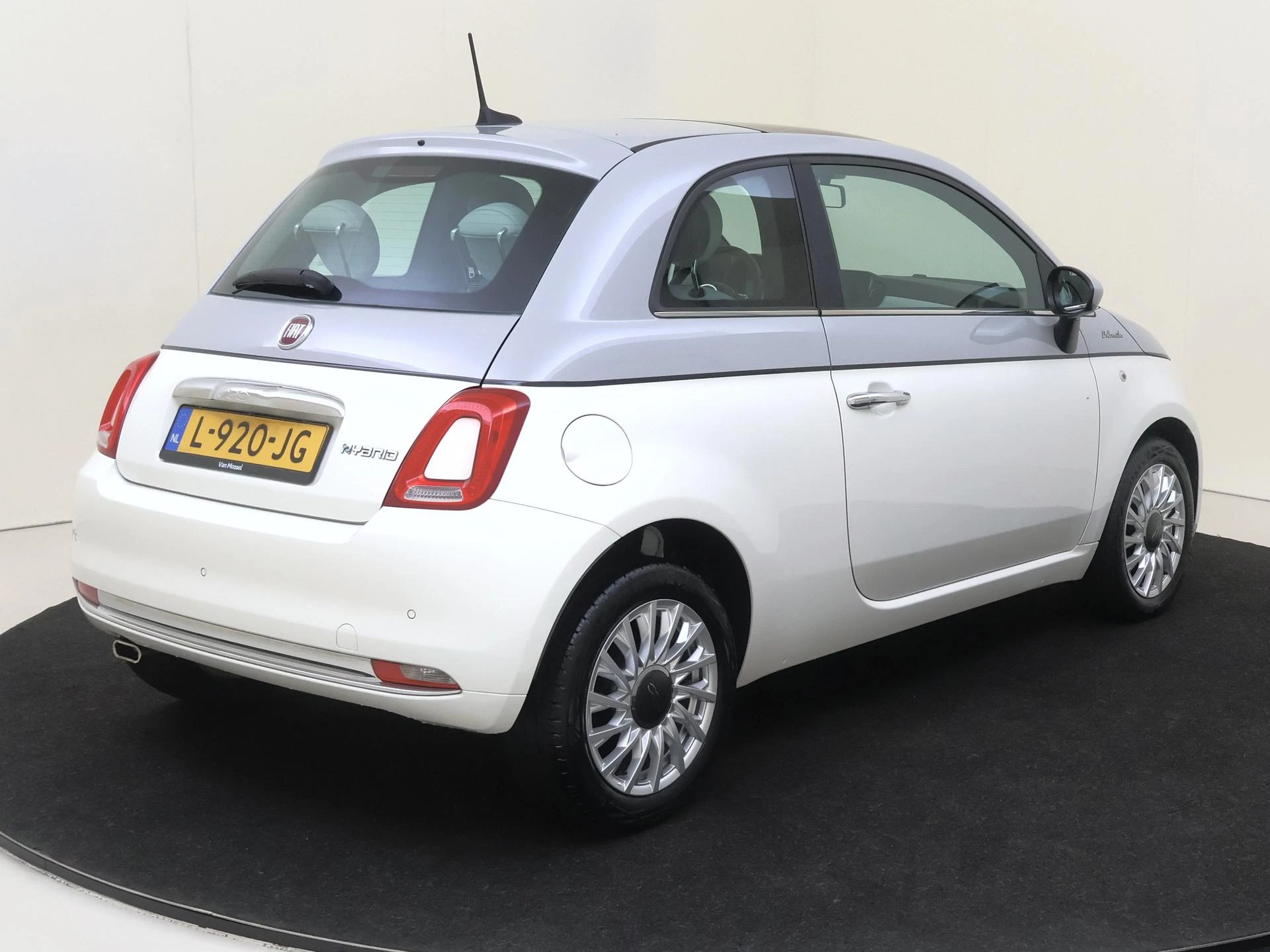 Fiat-500-image-3