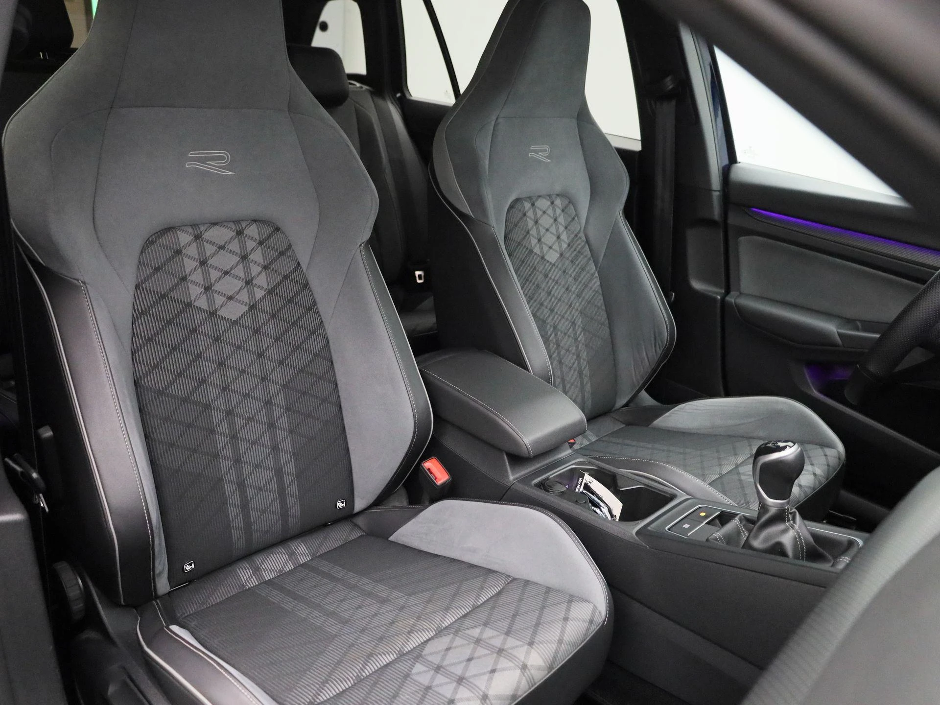 Volkswagen Golf Variant VIII 1.5 TSI 96kW R-Line