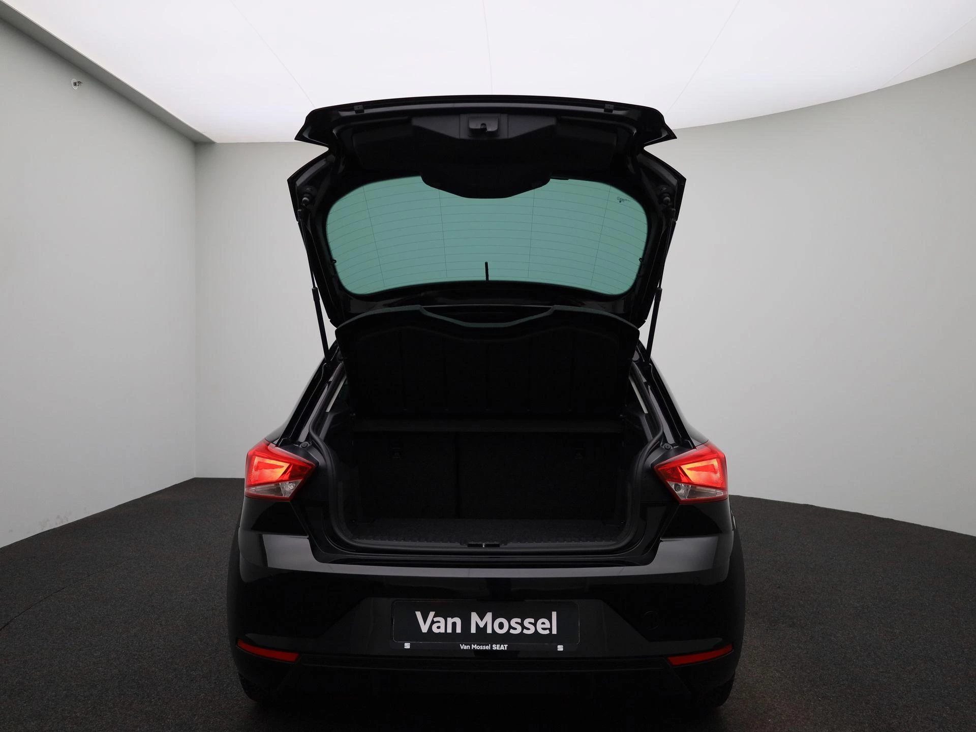 SEAT-Ibiza-image-10