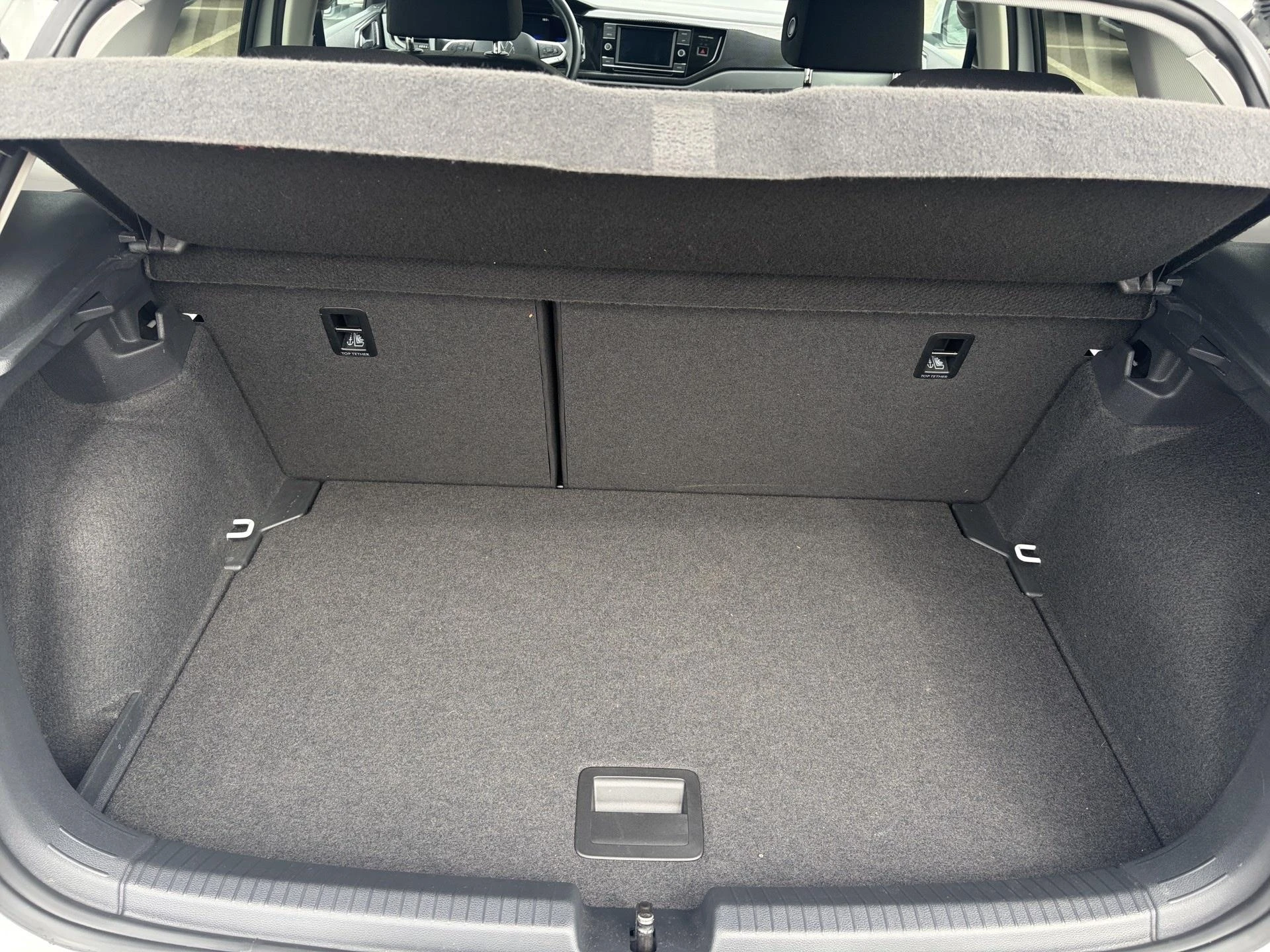 Volkswagen-Polo-image-20