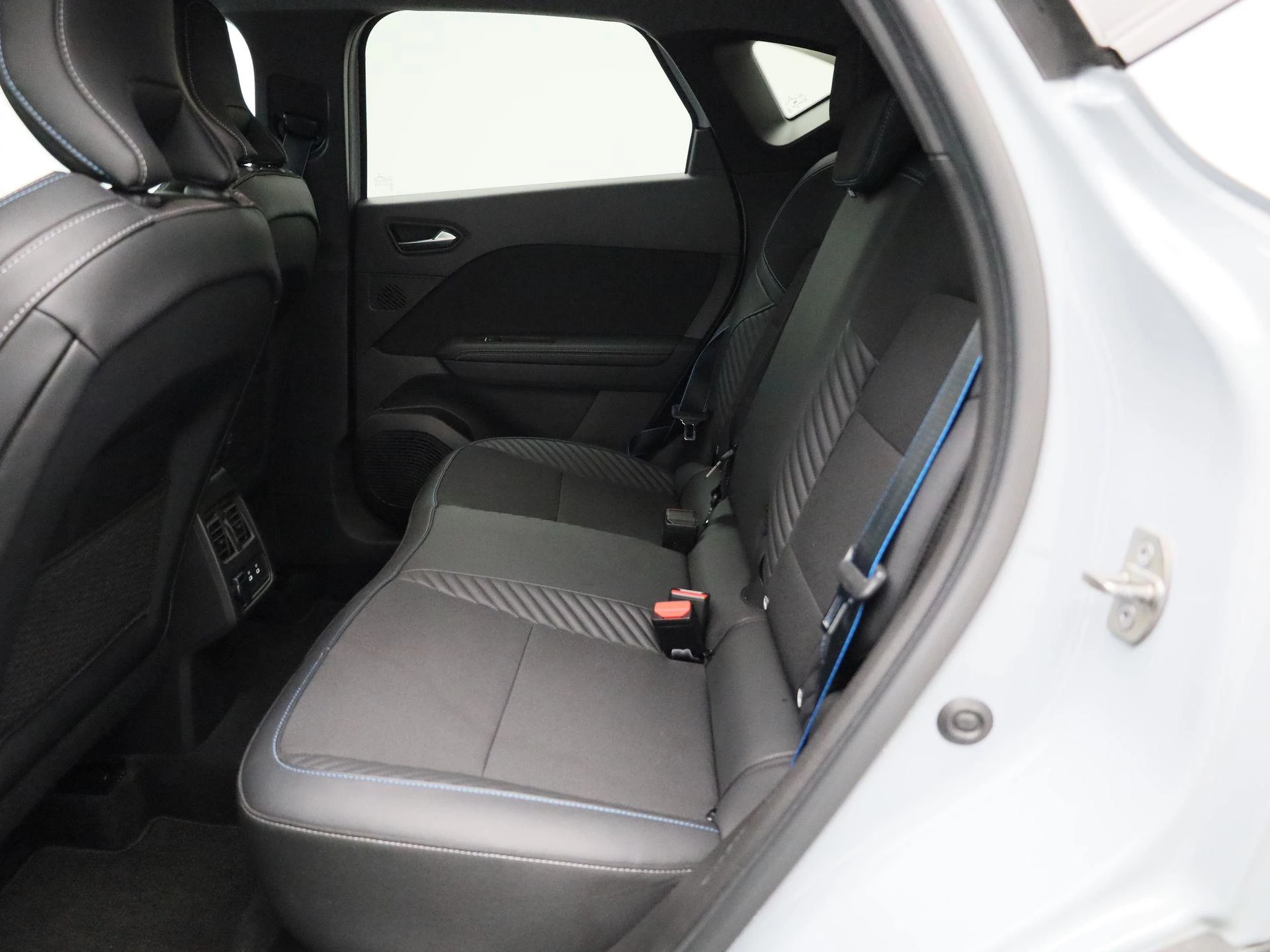 Renault-Captur-image-8